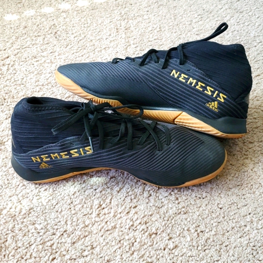 Adidas nemesis shoe